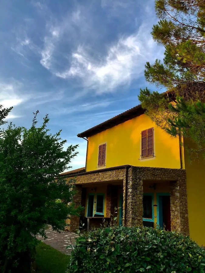 Su Passu Country House Fertilia