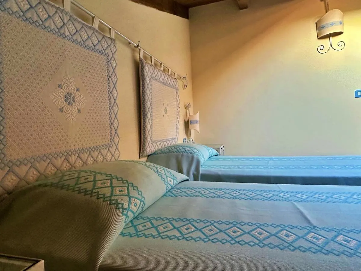 Su Passu Country House Fertilia 0*,